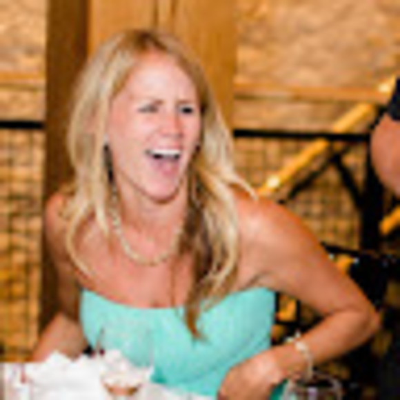 Meet your Posher, Jessica - Picture 1 of 1